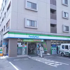 ファミリーマート 大田中馬込店
