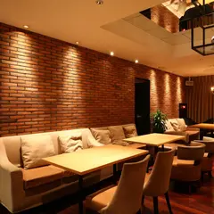 Cafe&Lounge SHAVA LIVA