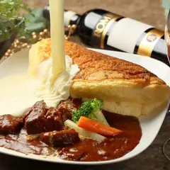 スフレオムレツ&ラクレットチーズ Meat&Cheese Ark 2nd 新宿店