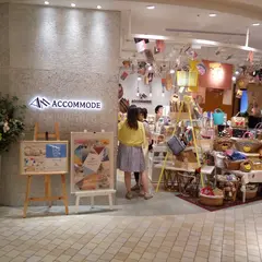ACCOMMODE (Tokyo Solamachi Store)