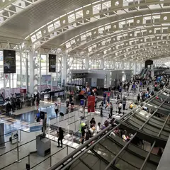 ファン・サンタマリア空港（Internacional Juan Santa Maria Airport）