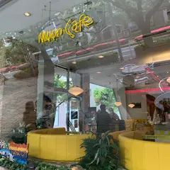 Moon Cafe（ムーンカフェ）