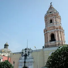 サント・ドミンゴ教会・修道院（Igresia y Convento de Santo Domingo）