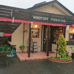 WOODY CAFE