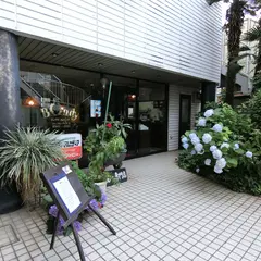 ボンディ・アルカディア