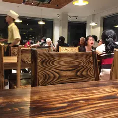 コムガー トゥォンハイ