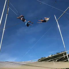 空中ブランコ Trapeze Heroes