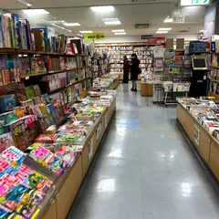 紀伊國屋書店 川西店