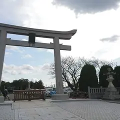 鶴谷八幡宮 駐車場