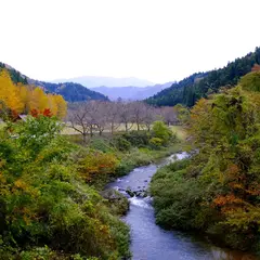 赤瀬ダム 自由の広場