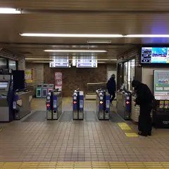 富田駅