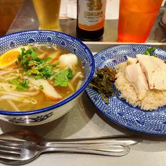 カオマンガイキッチン エキュート大宮
