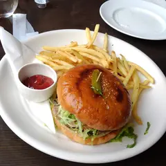WPｶﾌｪ 愛知芸文