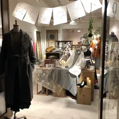 yuni 神戸路面