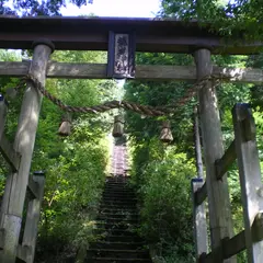龍岩神社