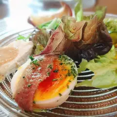 納屋町ワイン食堂 カガネル