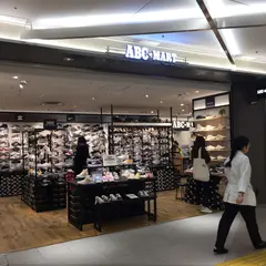 ABC-MART MONO サカエチカ店
