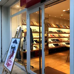 グラニフ京都店