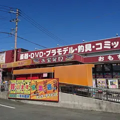 ぐるぐる倉庫 熊本本店