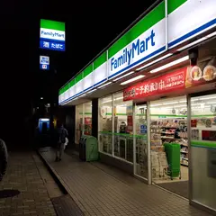 ファミリーマート西武狭山ケ丘駅前店
