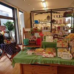 山田養蜂場