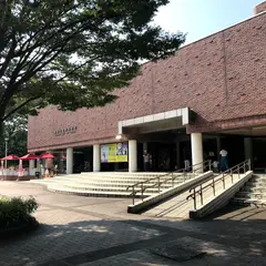 豊橋市美術博物館