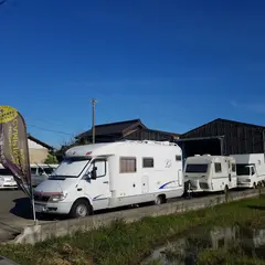 CAMP IN CAR岐阜ガレージ基地