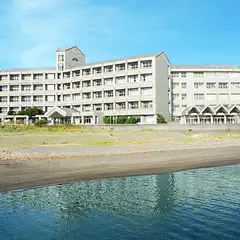 鴨川令徳高等学校