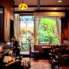 喫茶ルプラ｜Lupra's Roasting Factory & café