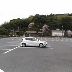 島根県立美術館駐車場