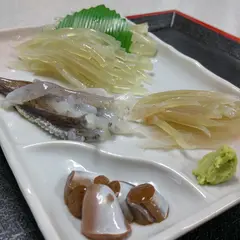 活イカ備蓄センター内食堂