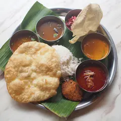 南インドの定食と軽食 三燈舎