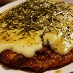 奇跡の手羽先 サラリーマン横丁 那覇久茂地二丁目店
