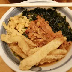 博多網場うどん しん田（しんた）