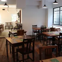 Ｆｒｅｎｃｈ ｆｏｏｄ ｒｅｓｔａｕｒａｎｔ ｅｔ ｖｏｕｓ？