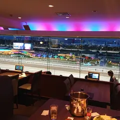 ダイアモンドターン - 競馬観戦型レストラン