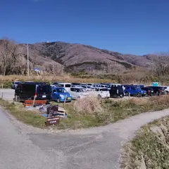 小田休憩所駐車場