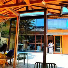 BLUE BOTTLE COFFEE KYOTO CAFE DESIGN