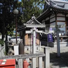 九頭龍神社
