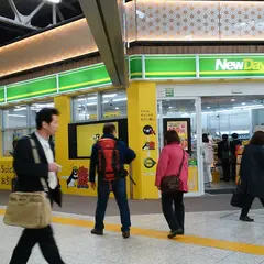 NewDays 上野中央口