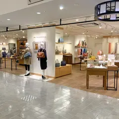 マザーハウス ラシック福岡天神店