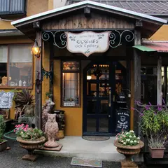 カフェ&ギャラリー むじなっぱら