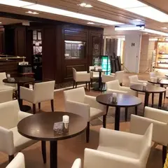 カフェ 英國屋 大阪ステーションシティ サウスゲートビル店