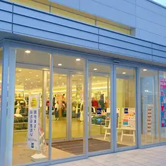 GU 金沢大河端店