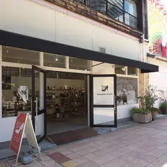 シューズイン神戸[SHOES in KOBE]・モザイク店
