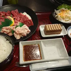 ホルモン焼肉まる笑柏陽店