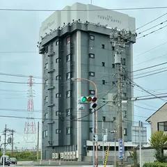 THE TOWER HOTEL