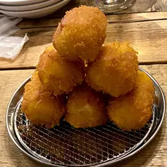 スタンド堂山食堂