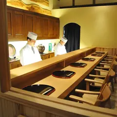 割烹 山部