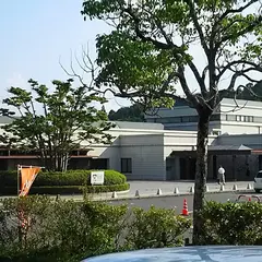 栗東市立図書館